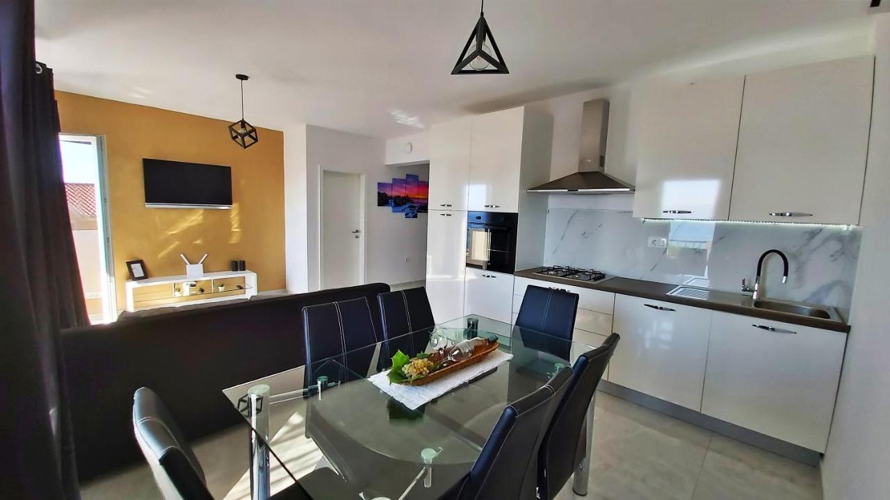 Apartments Zorica Дуче Экстерьер фото